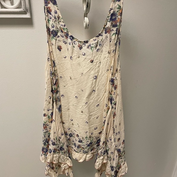 Free people intimately floral top sz med - Picture 2 of 3